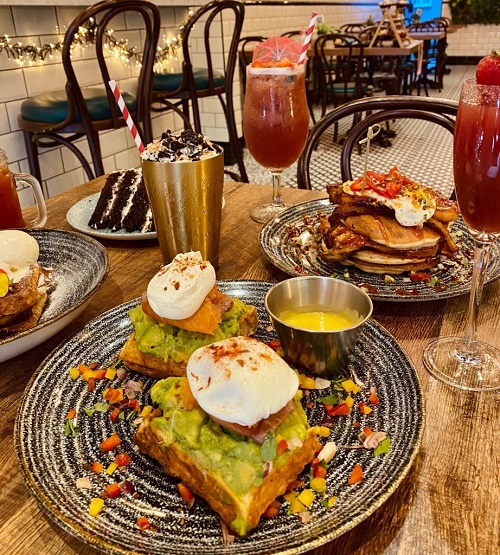 The 15 Best Locations In The UK For Bottomless Brunch | FRESS